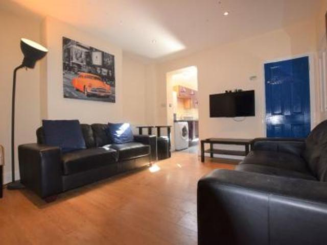 House for rent in Martyrs Field, The Bridge