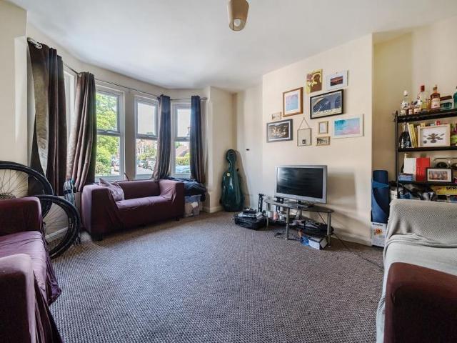 House for rent in Robin Hood, The Slade