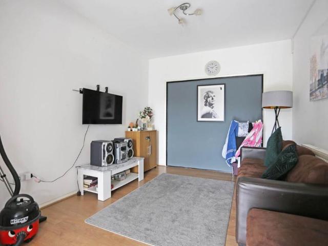 House for rent in Little Heath, Greater London