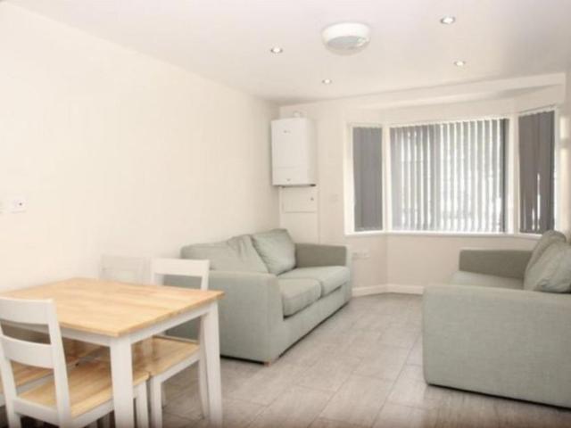 House for rent in Robin Hood, Oxford