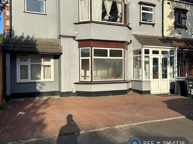House for rent in Newbury Park, Greater London