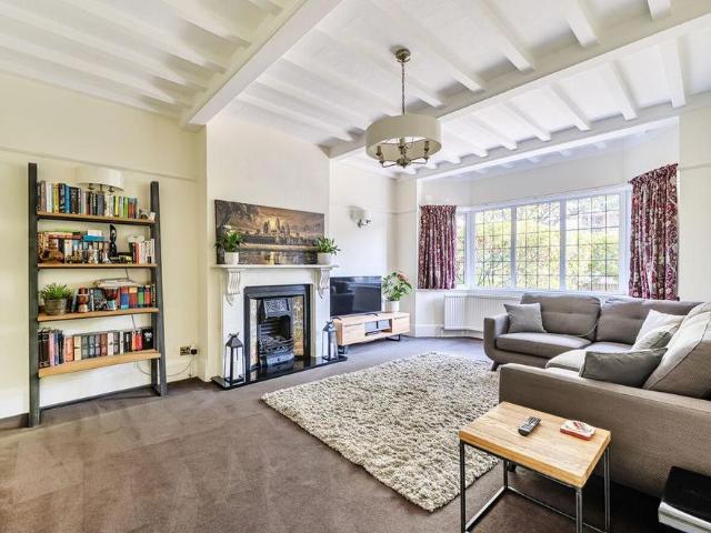 House for rent in London Borough of Croydon, Purley