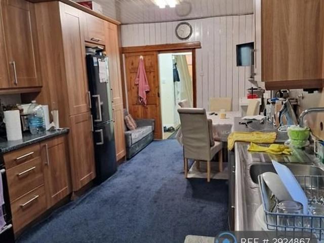 House for rent in Spinney Hills, Old Wharf
