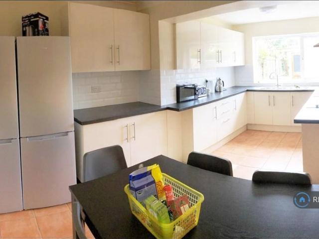 House for rent in Westfield View, East Bank