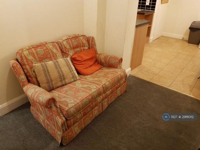 House for rent in Ripley Springs, Row Town