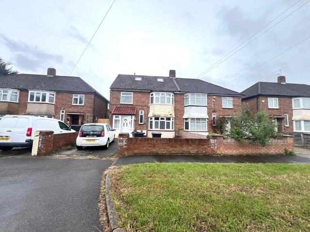 House for rent in London Borough of Hounslow, Hanworth