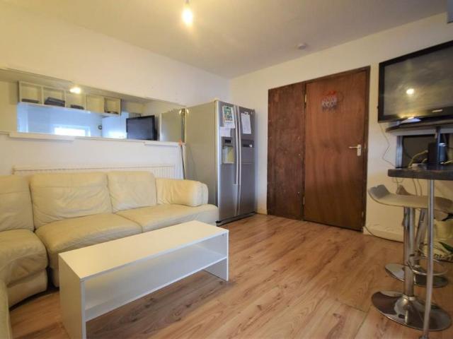 House for rent in Westborough, Surrey