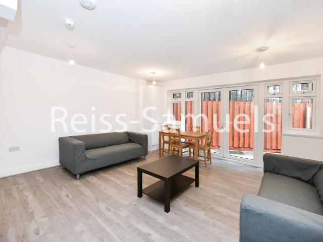 House for rent in Isle Of Dogs, Greater London