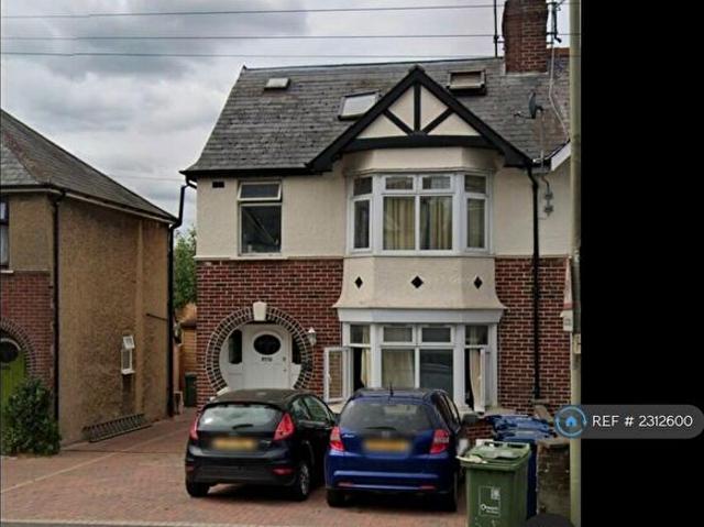 Apartment for rent in Robin Hood, The Slade