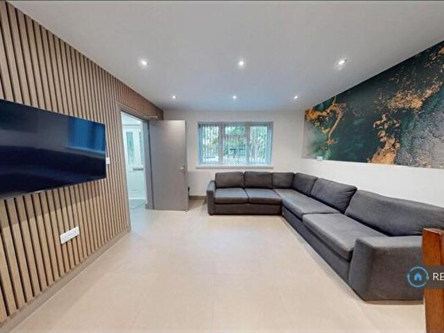 Apartment for rent in Cannon Park, West Midlands