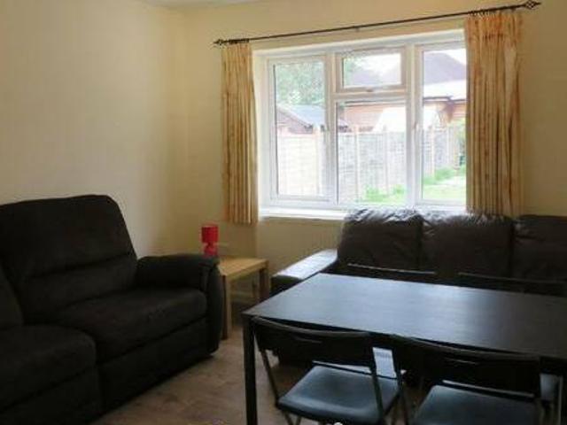 House for rent in Surrey