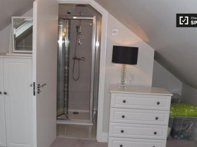 Property to rent in Bluebell, North Tipperary