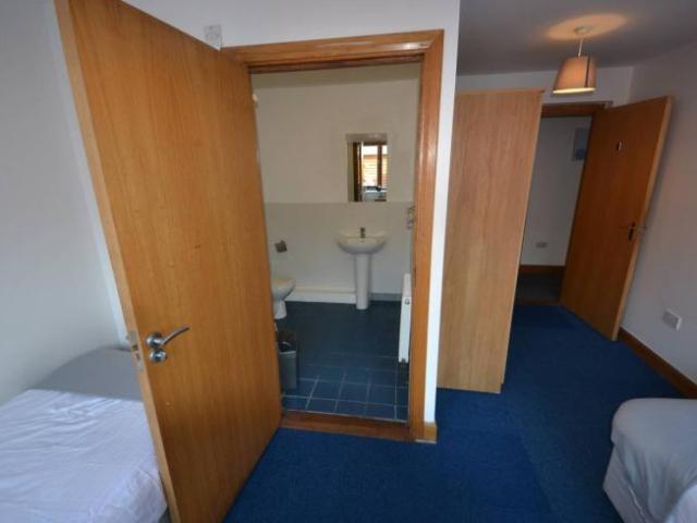Property to rent in Bluebell, North Tipperary