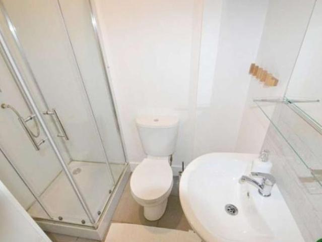 Property to rent in Bluebell, North Tipperary