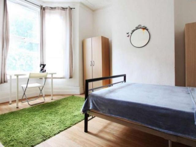 Room for rent in Greater London