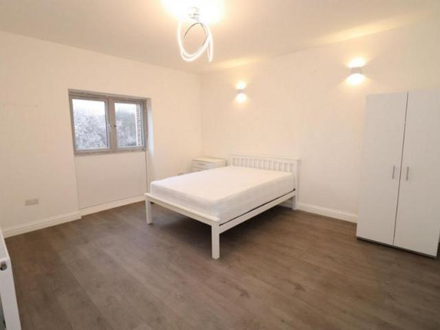 Room for rent in Streatham Hill, Greater London