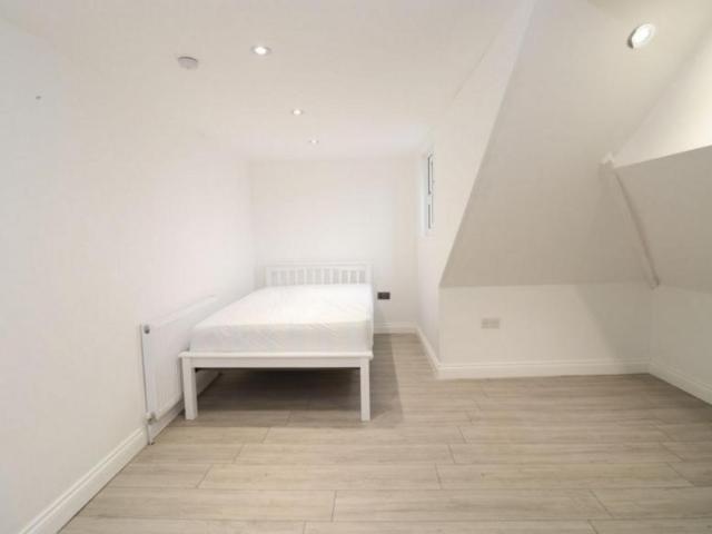 Room for rent in Streatham Hill, Greater London