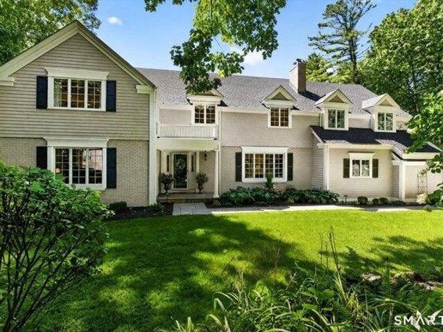 House for sale in Simsbury, Connecticut