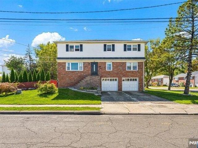 House for sale in South Hackensack, Bergen County