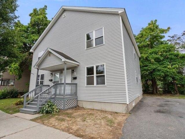 House for sale in Bay, Springfield