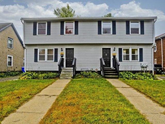 House for sale in Six Corners, Springfield