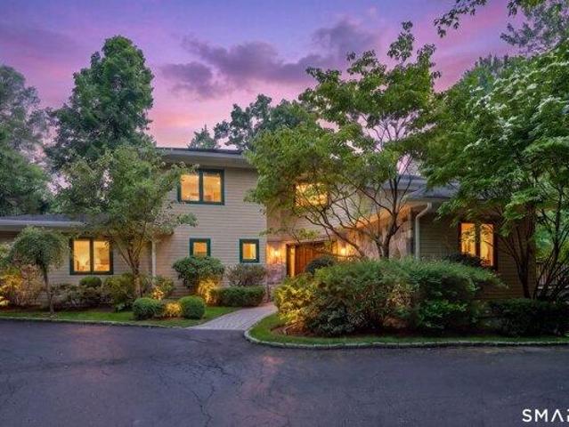 House for sale in Cos Cob, Connecticut