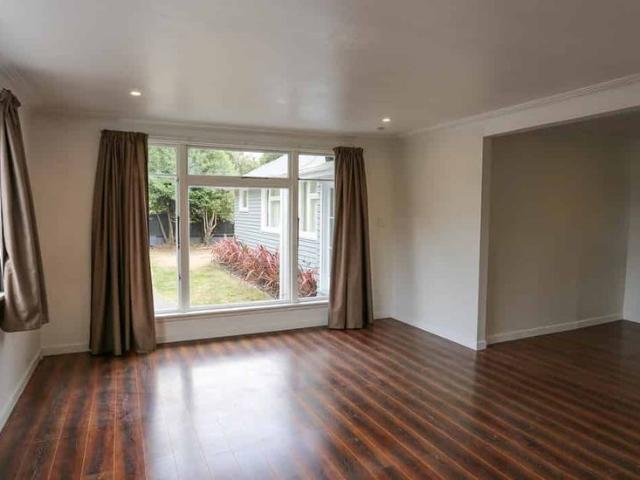 Apartment for rent in Chaslands, Canterbury