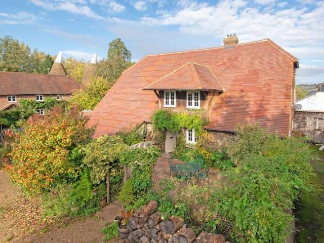 Studio for sale in Styants Bottom, The Butts