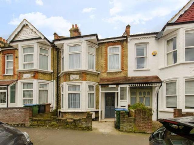 Terraced House for rent in Walthamstow, Walthamstow Village