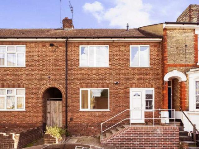 Cottage for sale in Midway, Kent