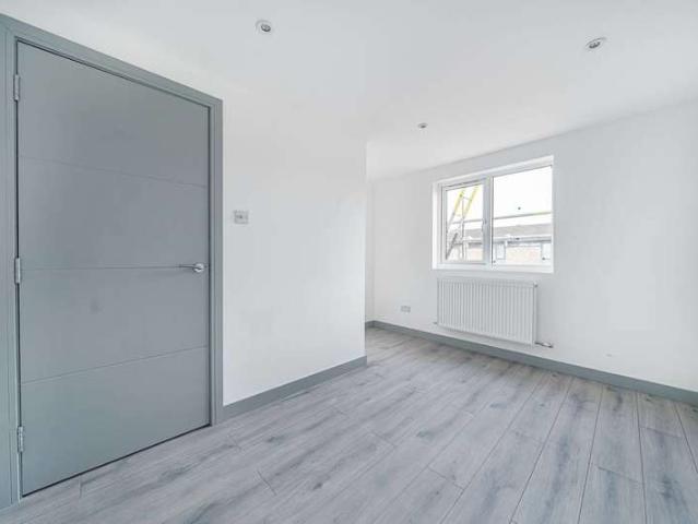 Terraced House for sale in Walthamstow, Leyton