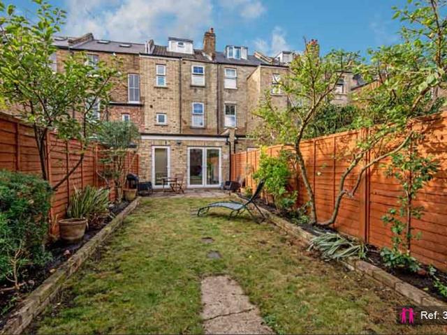 House for rent in Holloway, Greater London