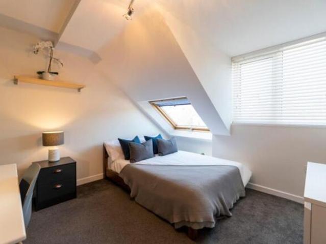 Cottage for rent in Newcastle, Leslie