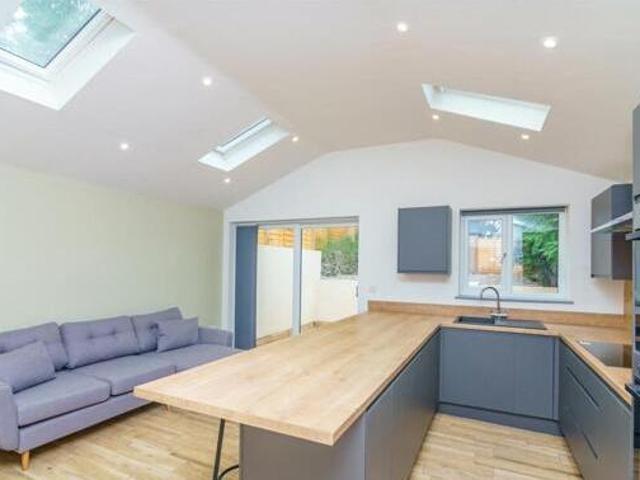 House for rent in Huddersfield, West Yorkshire