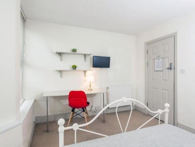 Cottage for rent in Lentran, Scotland
