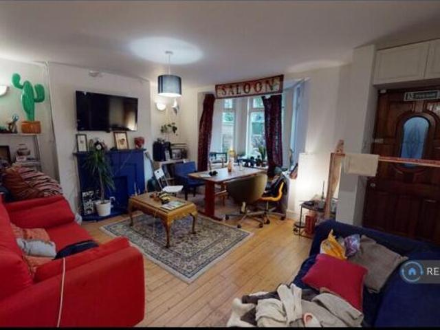 Cottage for rent in Cat Hill