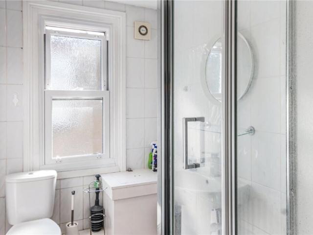 Terraced House for rent in East Dulwich