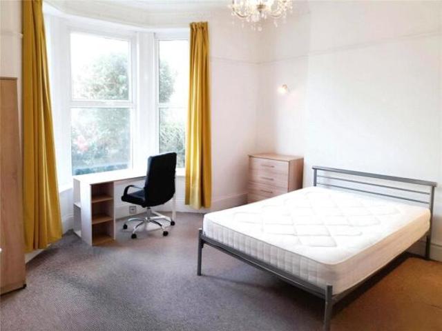 Cottage for rent in Follaton, Strode