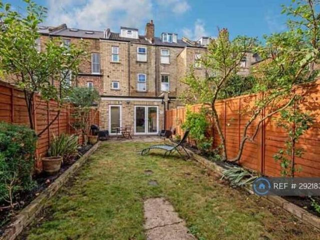 Cottage for rent in Cat Hill