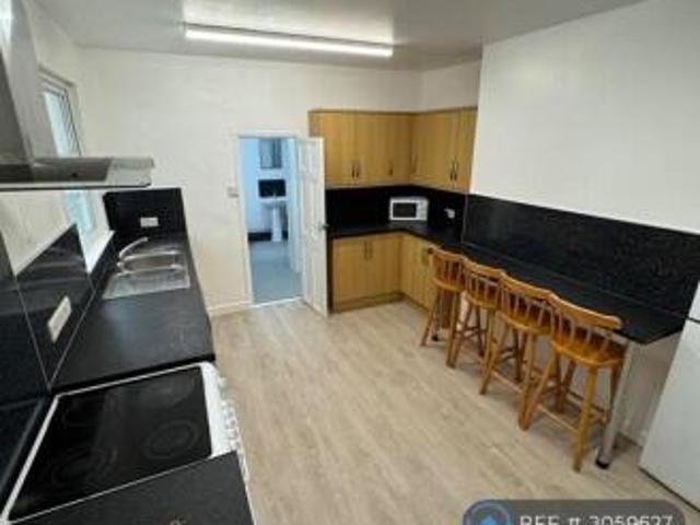 Cottage for rent in Pinhoe, Exeter
