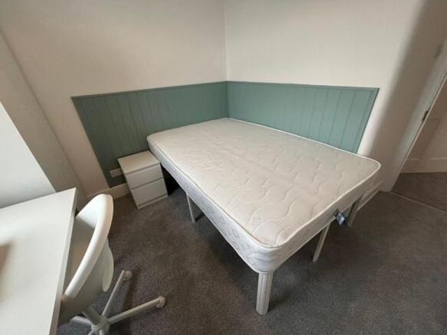 Cottage for rent in Pinhoe, Exeter