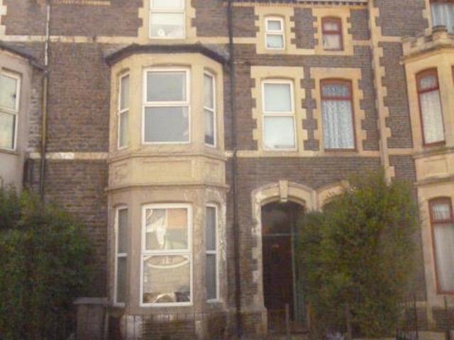 House for sale in Plasnewydd, Falcon Lodge