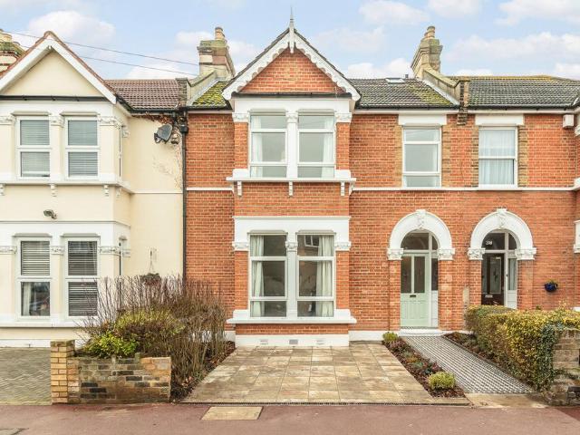 House for sale in Becontree, Greater London