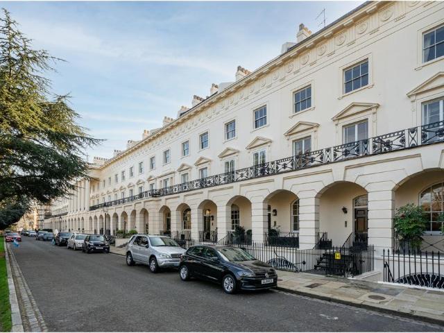 House for sale in St. John's Wood, Greater London