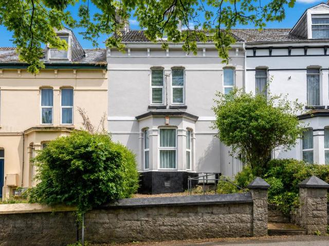 House for sale in Mount Wise