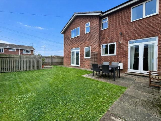 House for sale in Knutsford