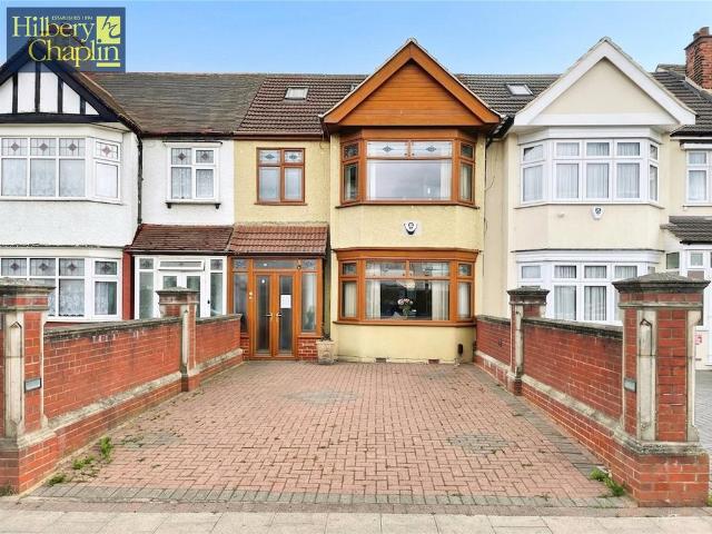 House for sale in Gants Hill, Greater London