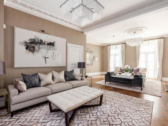 House for sale in Belgravia, Greater London