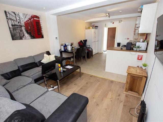 House for sale in Stirchley, West Midlands