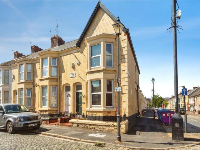 House for sale in Kensington, Calderstones